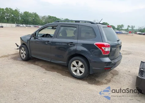 2015 Subaru Forester 2.5I Premium z USA, uszkodzony, nr VIN JF2SJADC2FH811388